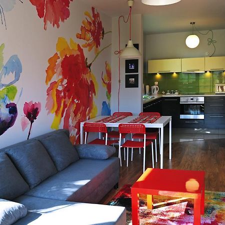 Color Apartment Cracovie Chambre photo