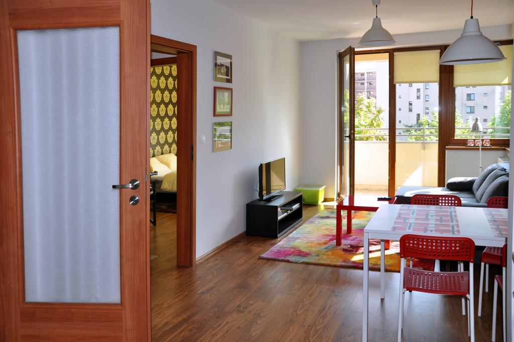Color Apartment Cracovie Chambre photo