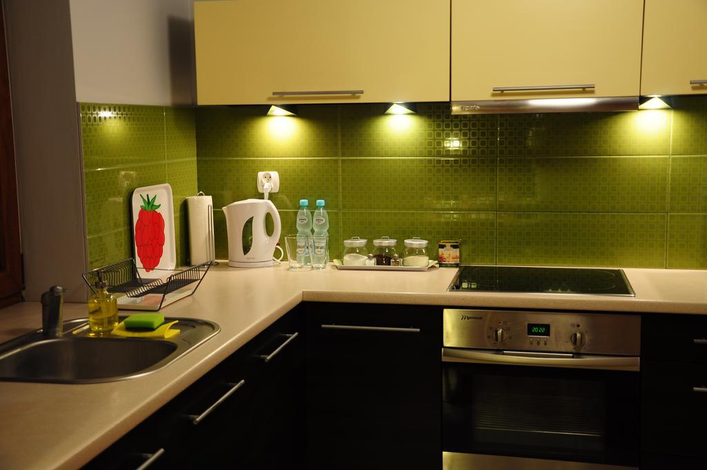 Color Apartment Cracovie Extérieur photo